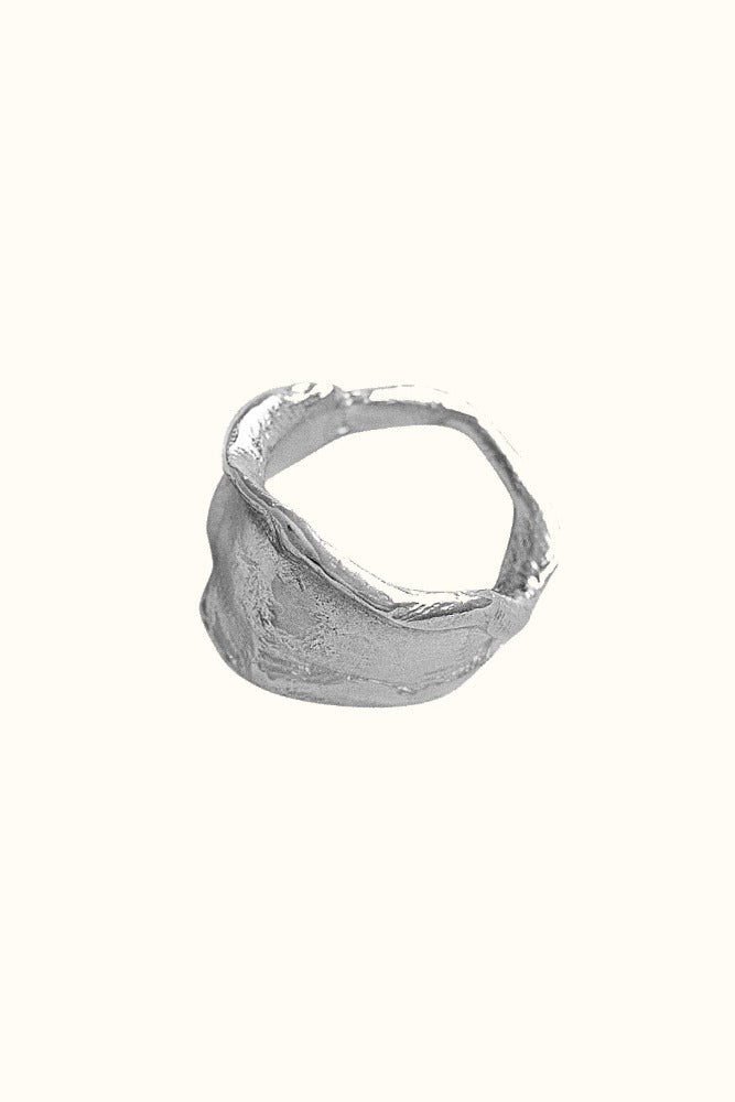 Classic Cocktail Ring 02